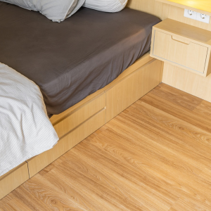 Pengaplikasian dari Pelapis Lantai SPC