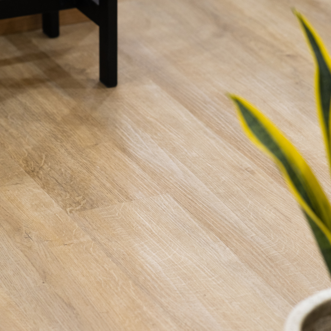 Penerapan Pelapis Lantai Parket Kayu