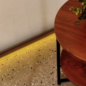 Pencahayaan dari LED Skirting