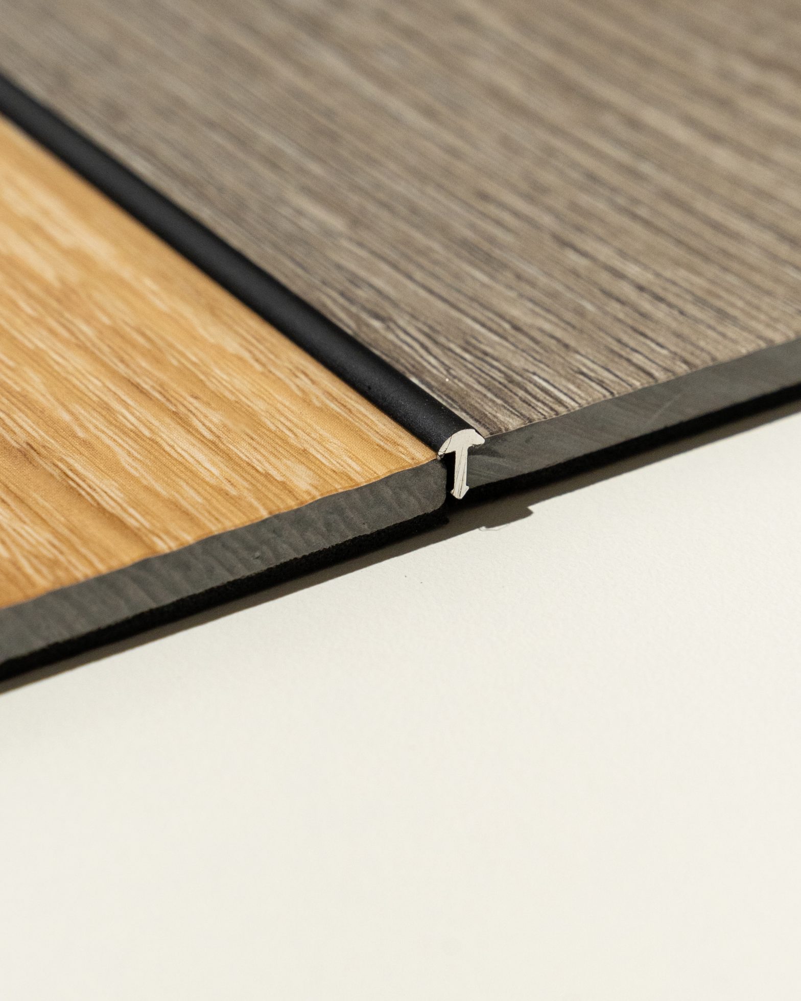 Penerapan Fungsi T Moulding pada Flooring