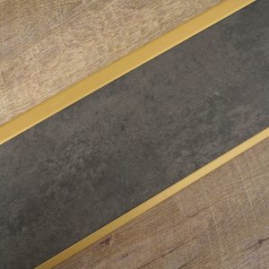 Penerapan T Moulding Lantai